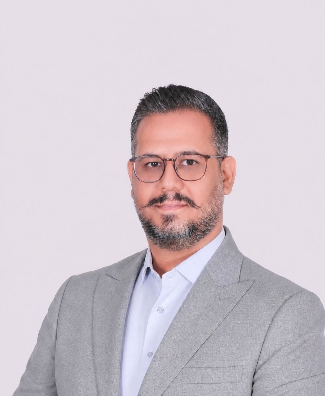 دکتر پیمان طاهری